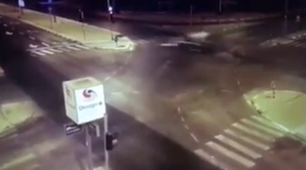 רגע ההתנגשות : צילום מסך