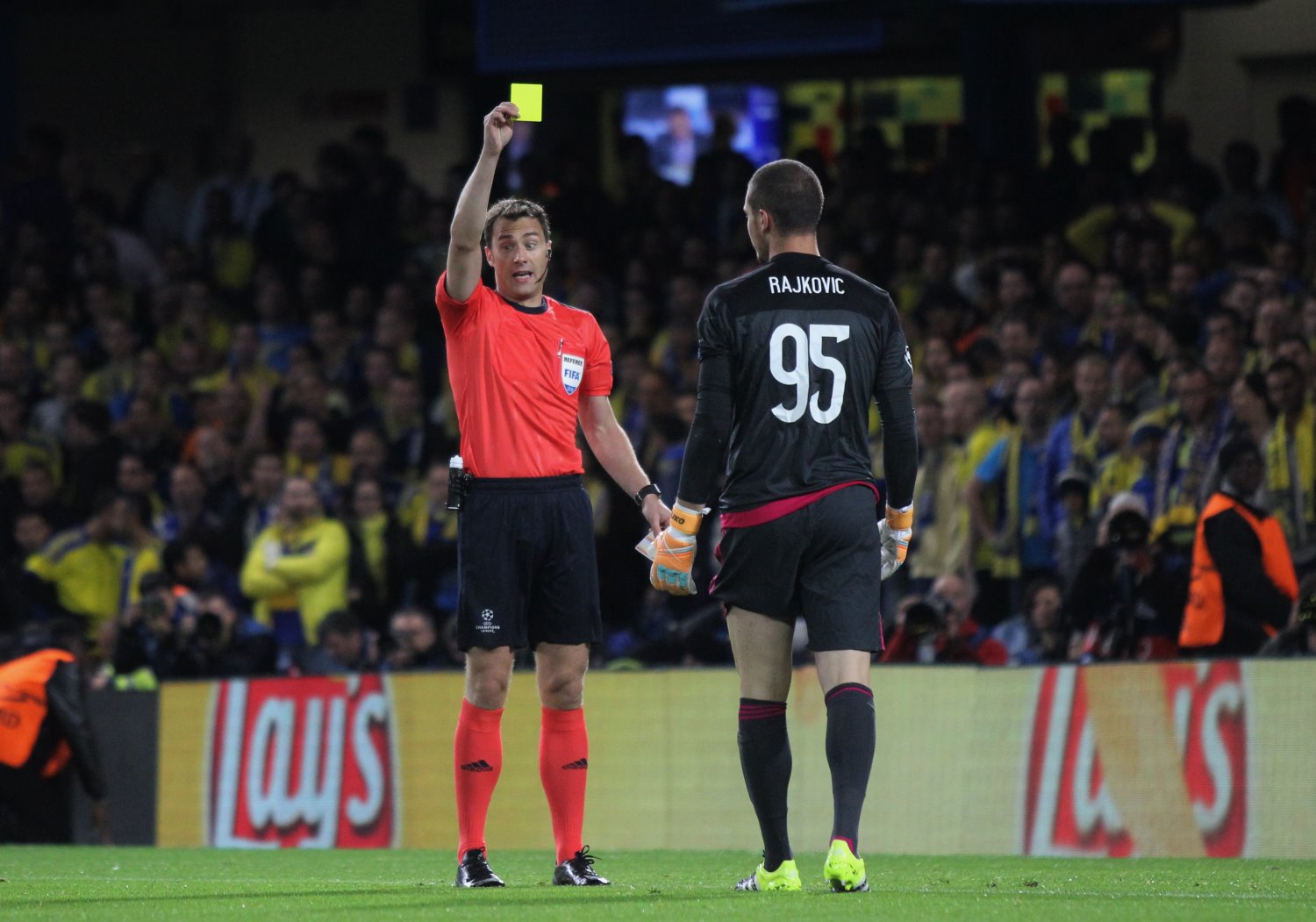 מאת joshjdss - Chelsea Vs Maccabi Tel-Aviv, CC BY 2.0, https://commons.wikimedia.org/w/index.php?curid=45453530 מאת joshjdss - Chelsea Vs Maccabi Tel-Aviv, CC BY 2.0, https://commons.wikimedia.org/w/index.php?curid=45453530