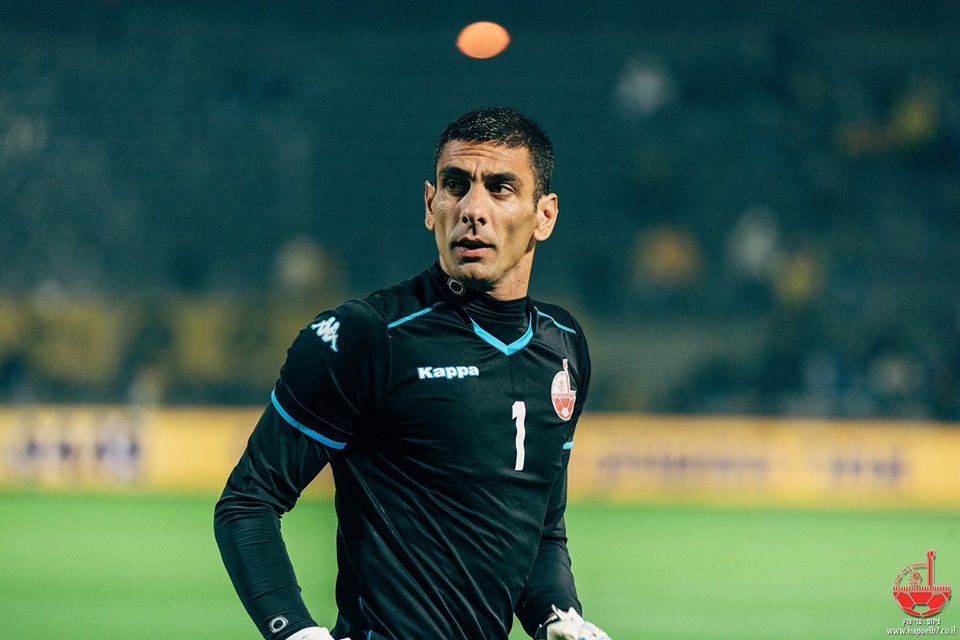 ידי הזהב של גורש. צילום: עדי פרץ עבור הפועל באר שבע