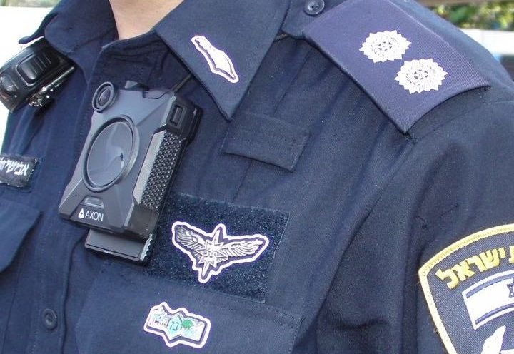 שוטר עם מצלמת גוף. צילום: משטרת ישראל