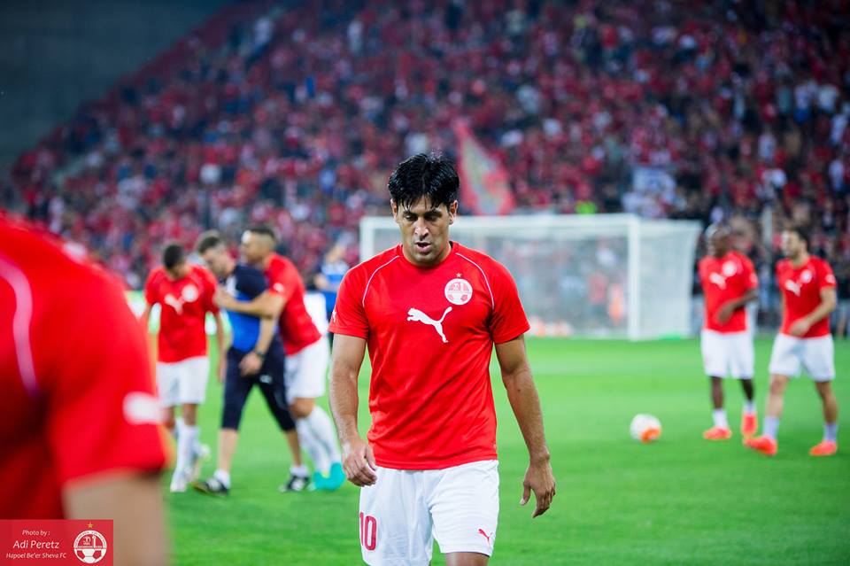 לא ישחק בשבת, אליניב ברדה. צילום: עדי פרץ עבור הפועל באר שבע לא ישחק בשבת, אליניב ברדה. צילום: עדי פרץ עבור הפועל באר שבע