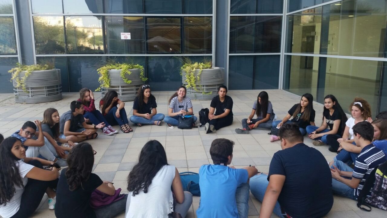 ילדי מנהיגות מדעית בפעילות. (צילום: איגור רונין) ילדי מנהיגות מדעית בפעילות. (צילום: איגור רונין)