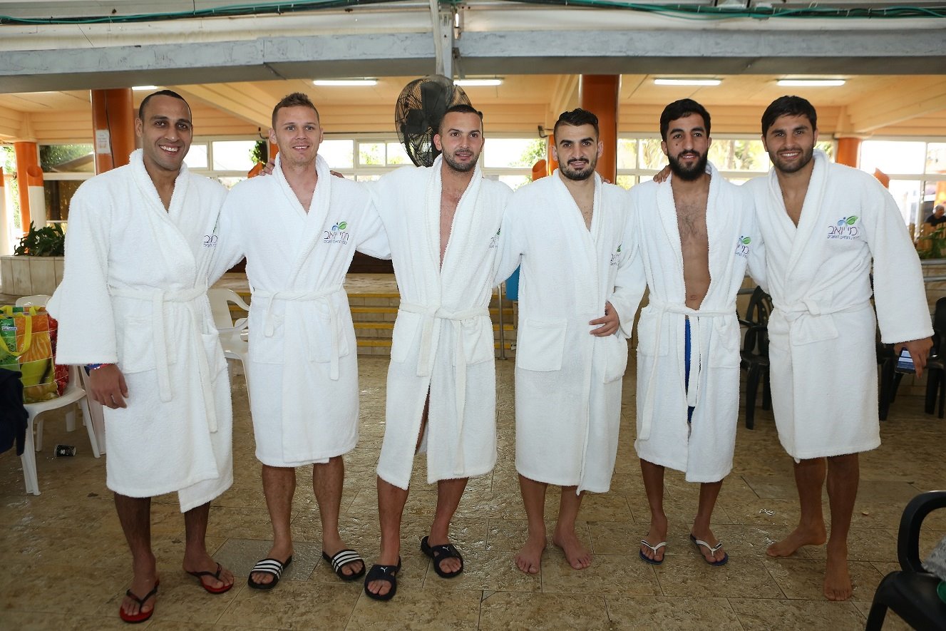 שחקני הפועל באר שבע צילום גל הפקות