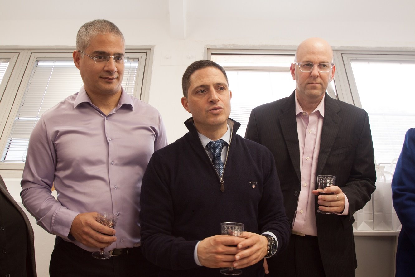 מימין לשמאל - בן פרידמן רוביק דנילוביץ ורן קיויתי. צילום: e-motion