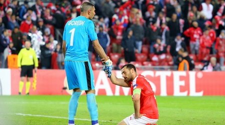 שיר צדק ודודו גורש (מרטין גוטדאמק one.co.il) שיר צדק ודודו גורש (מרטין גוטדאמק one.co.il)