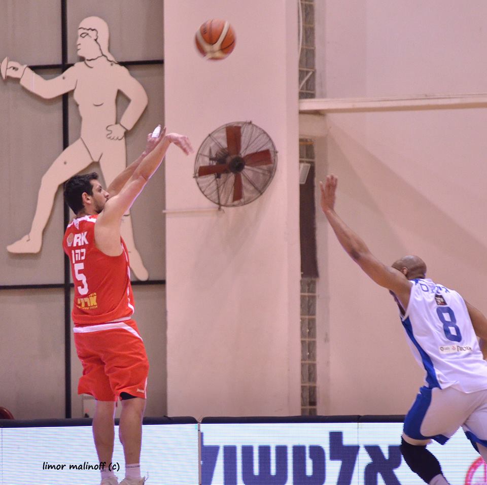 אוהד כהן אתמול. צילום: לימור מלינוף אוהד כהן אתמול. צילום: לימור מלינוף