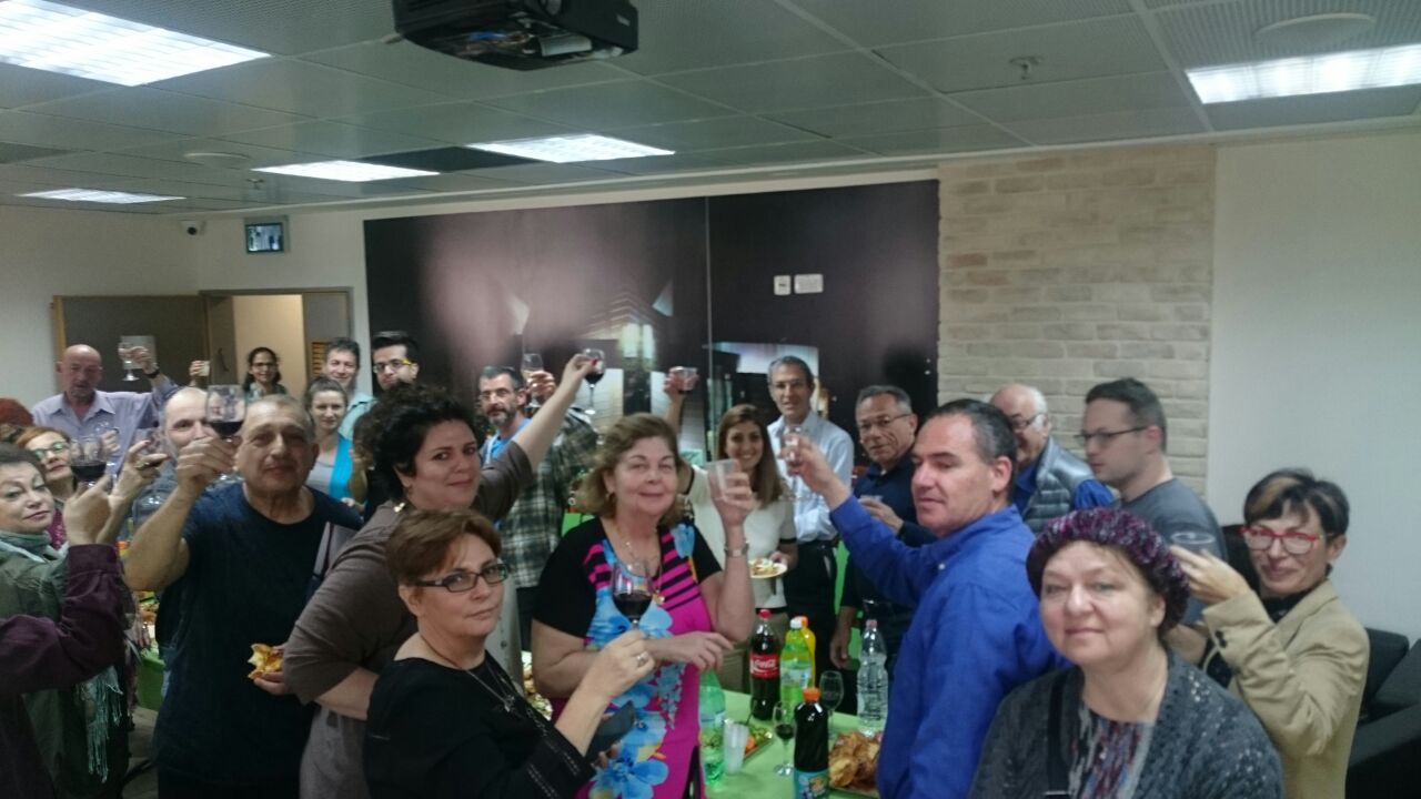 התזמורת מרימה כוסית לחג - קרדיט יחצ