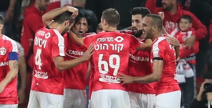 חוגגים עם ברדה (אחמד מוררה one.co.il) חוגגים עם ברדה (אחמד מוררה one.co.il)