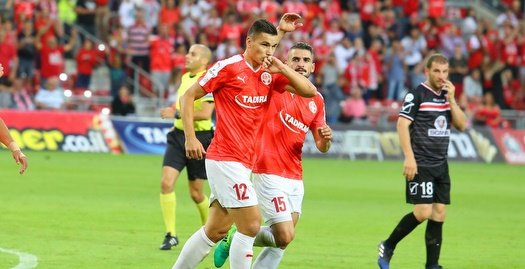 אובידיו הובאן חוגג (מרטין גוטדאמק one.co.il) אובידיו הובאן חוגג (מרטין גוטדאמק one.co.il)