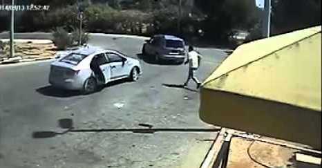 כשניסיתי לברוח הוא חסם אותי עם הרכב. צילום אילוסטרציה. ארכיון