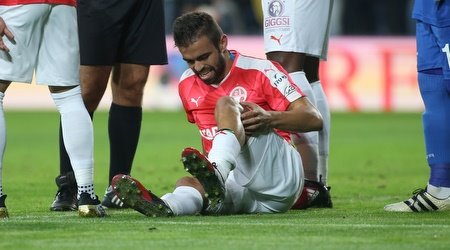 מיגל ויטור מיד לאחר הפציעה בעונה שעברה. צילום: רדאד ג'בארה, one.co.il מיגל ויטור מיד לאחר הפציעה בעונה שעברה. צילום: רדאד ג'בארה, one.co.il