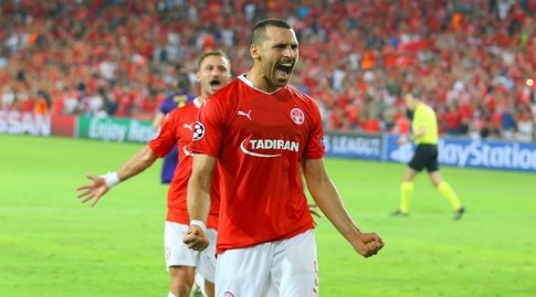 שיר צדק חוגג את השער (מרטין גוטדאמק באדיבות one.co.il)