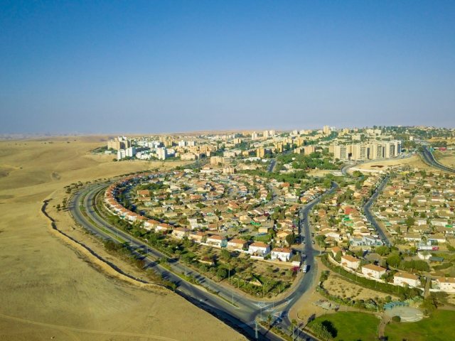 באדיבות ניקולאי ולסנקו 