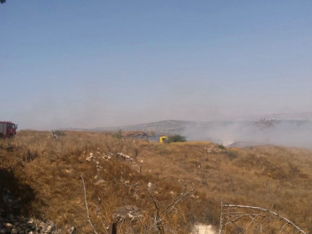 שריפת קוצים. צילום: דוברות כבאות והצלה נגב (ארכיון)