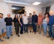 פותחים שנה בצחוק: תיאטרון באר שבע חגג עם הקומדיה "רעיון גדול" והרמת כוסית