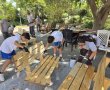 מתנדבי אדמה מכתשים שדרגו את מתחם המגורים לחיילים בודדים בקיבוץ חצור
