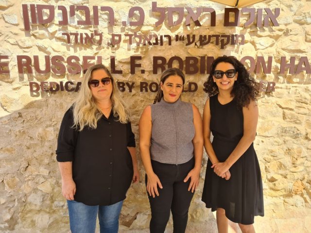 קרדיט יח"צ
