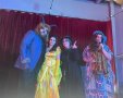 מקום ראשון בתחרות התחפושות במסיבת פורים של ידידי התיאטרון, זיו טובול ונתנאל בן גיאת. קרדיט - יח''צ