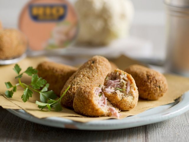 יחצ 
