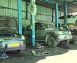 לאור תופעת גניבות הרכבים שתוקפת את באר שבע: המשטרה פשטה על מוסכים רבים באזור (תיעוד)