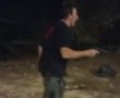 הרוחות לוהטות: מפגיני ימין התעמתו עם קב"ט קיבוץ חצרים, שבתגובה ירה באוויר (תיעוד)