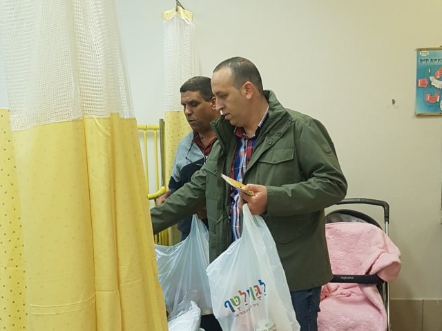עובדי כיל מתנדבים בסורוקה צילום פרטי 
