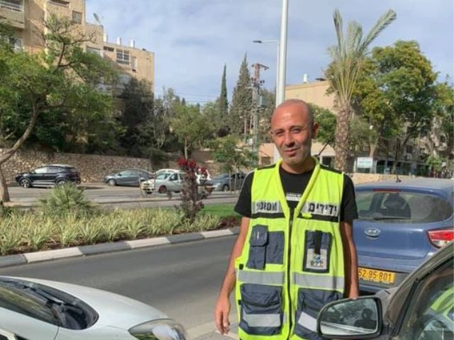 קרדיט - תוכן גולשים (ע'פ סעיף 27א), יוסי מתנדב ידידים מגיע לעזור