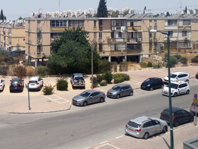 יצחק אבינו שכונה ד'. צילום: שרון טל