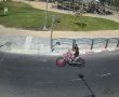 תיעוד מאופקים: השתולל על אופנוע, נמלט מהמשטרה – ונעצר